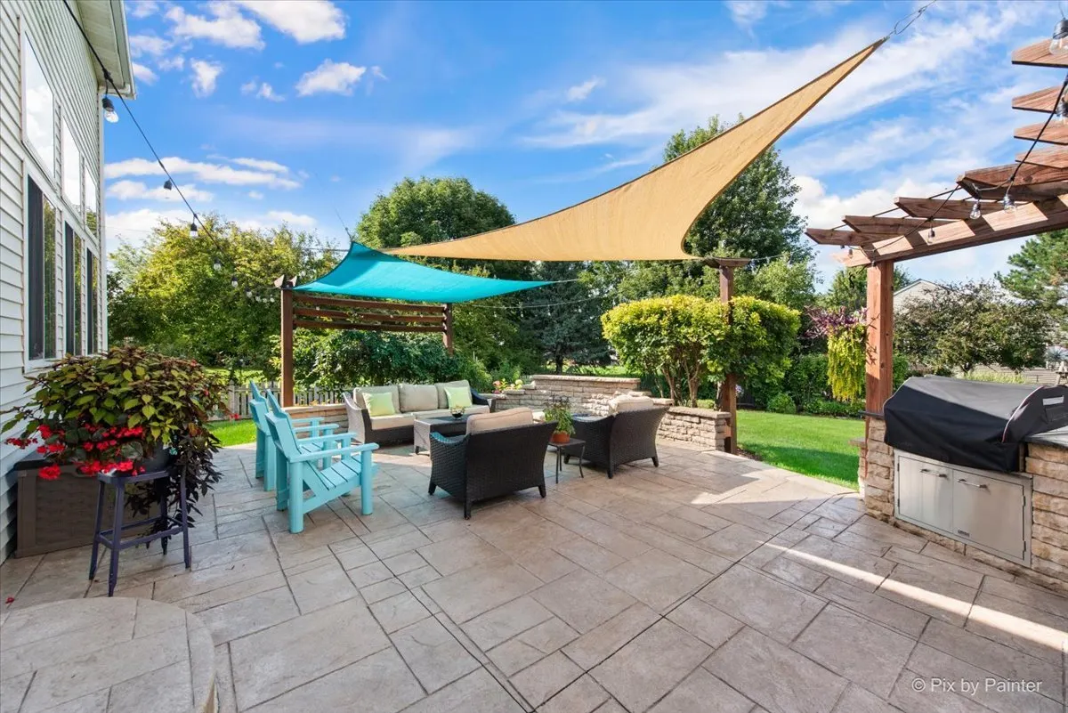 413 Messenger Circle IL