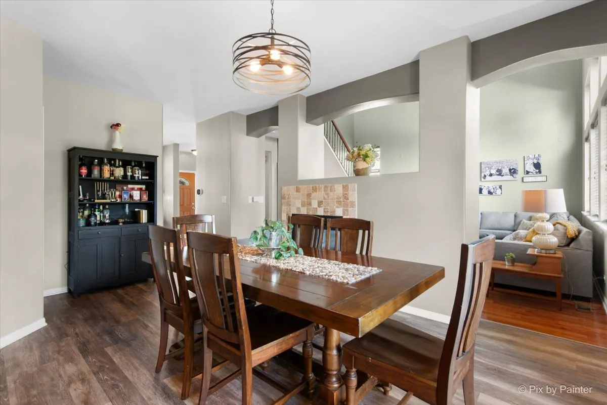 413 Messenger Circle IL