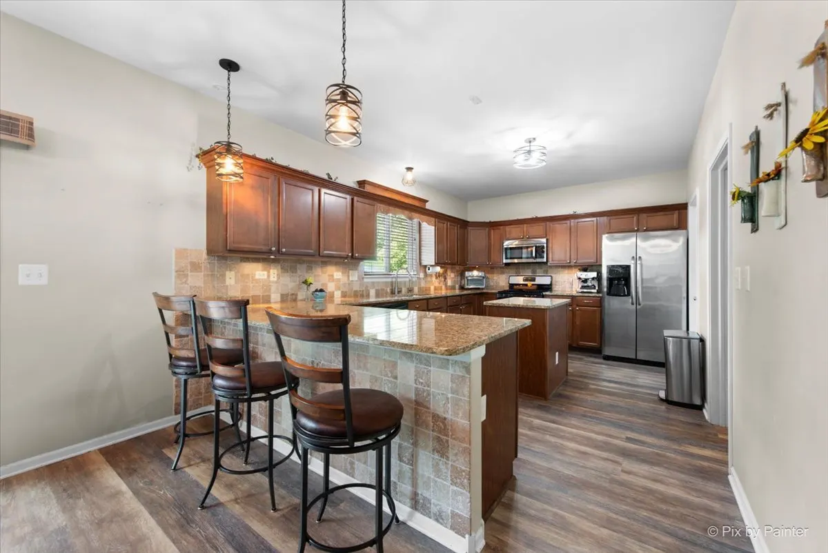 413 Messenger Circle IL