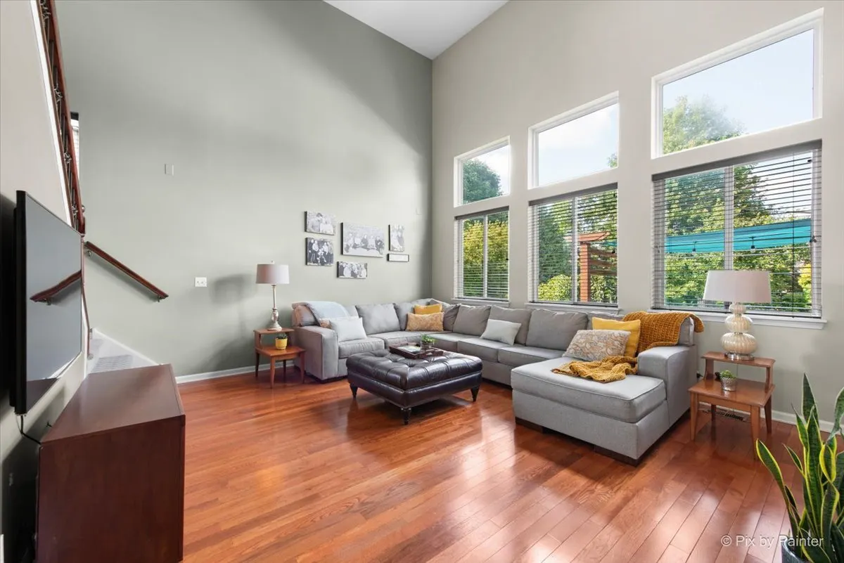 413 Messenger Circle IL
