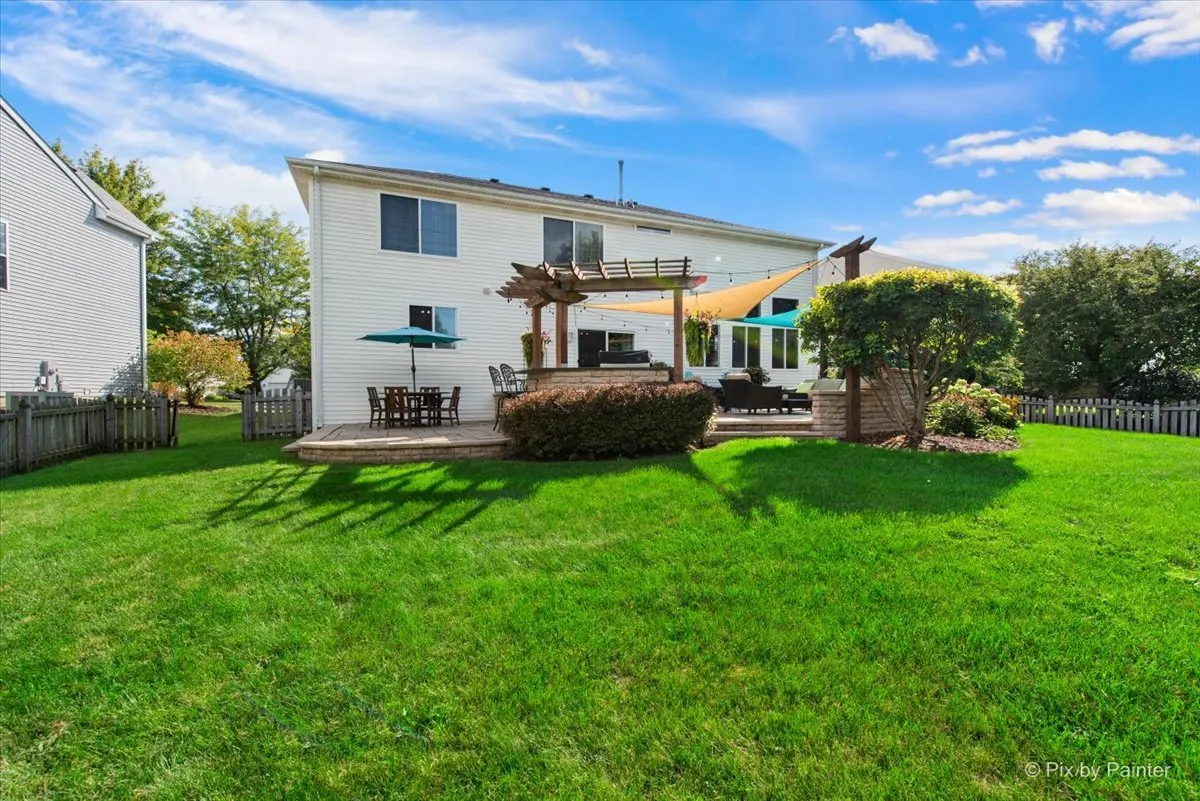 413 Messenger Circle IL