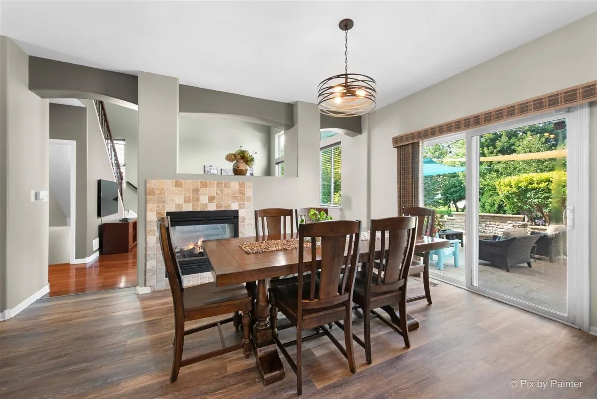 413 Messenger Circle IL