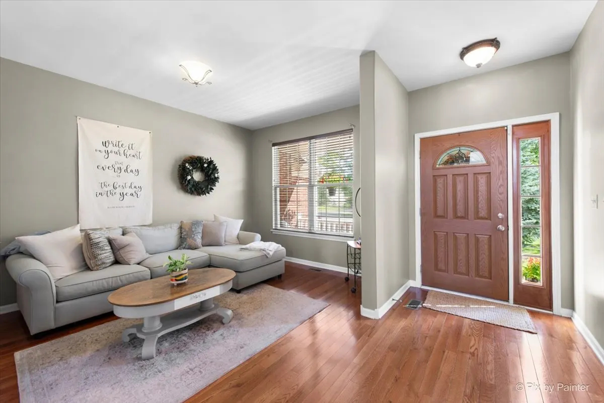 413 Messenger Circle IL
