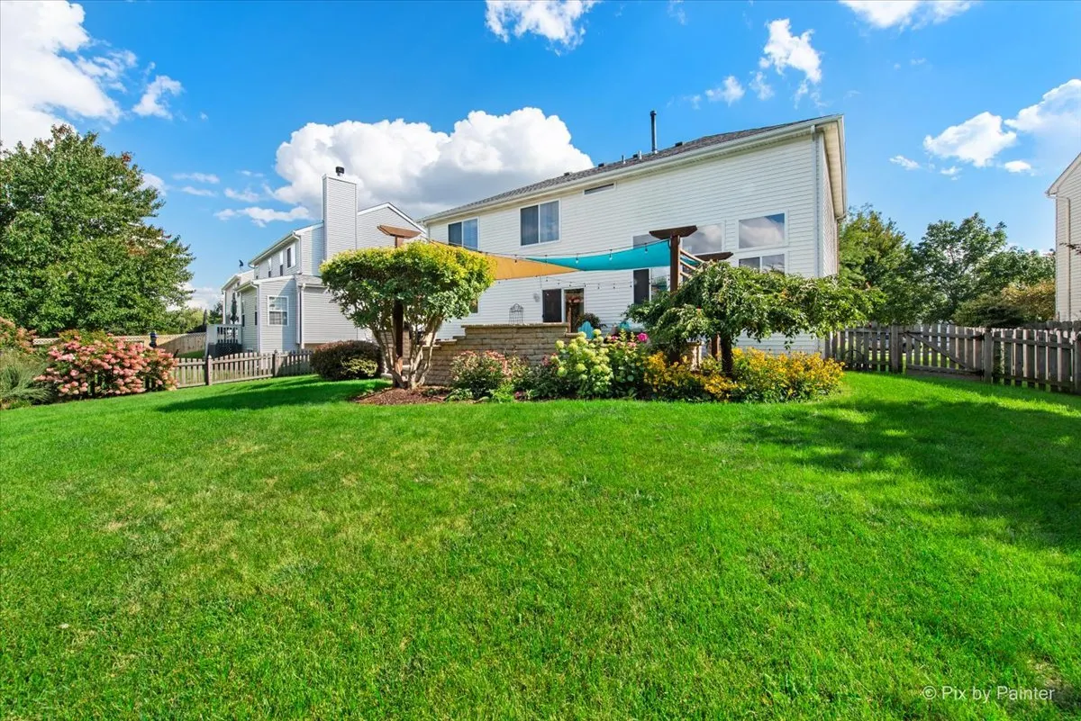413 Messenger Circle IL
