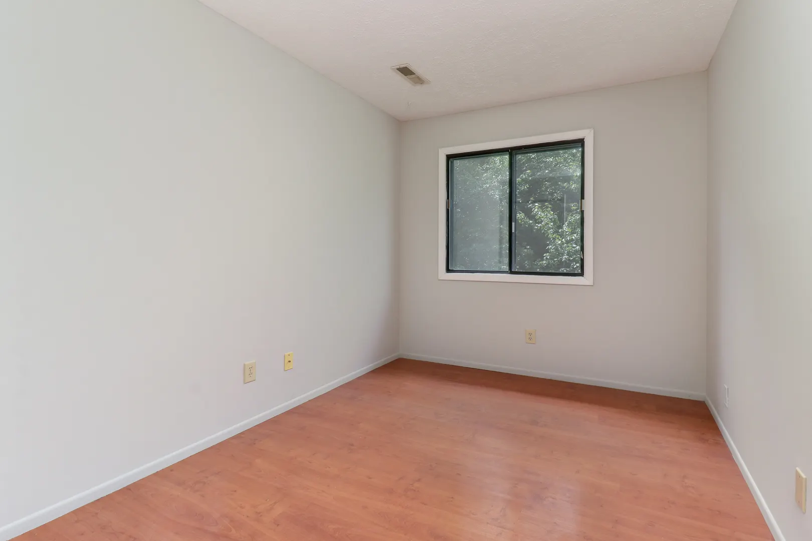 1110 E Jefferson Street 19 IL