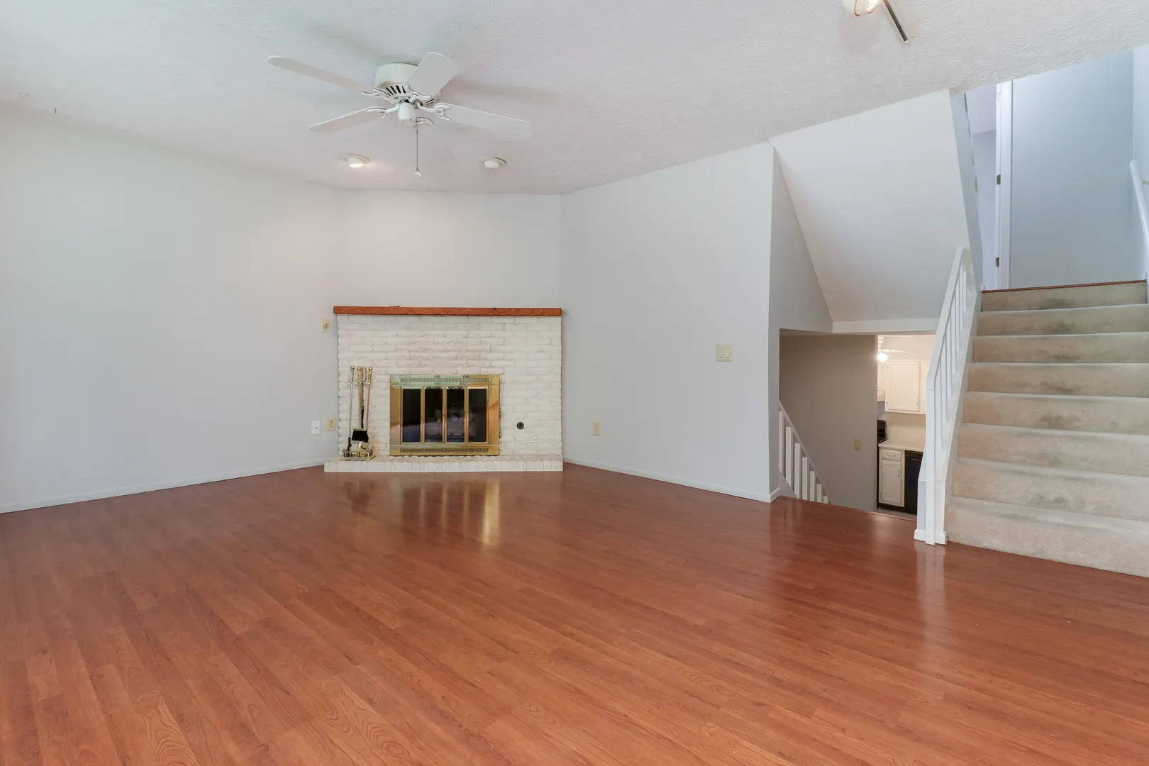 1110 E Jefferson Street 19 IL