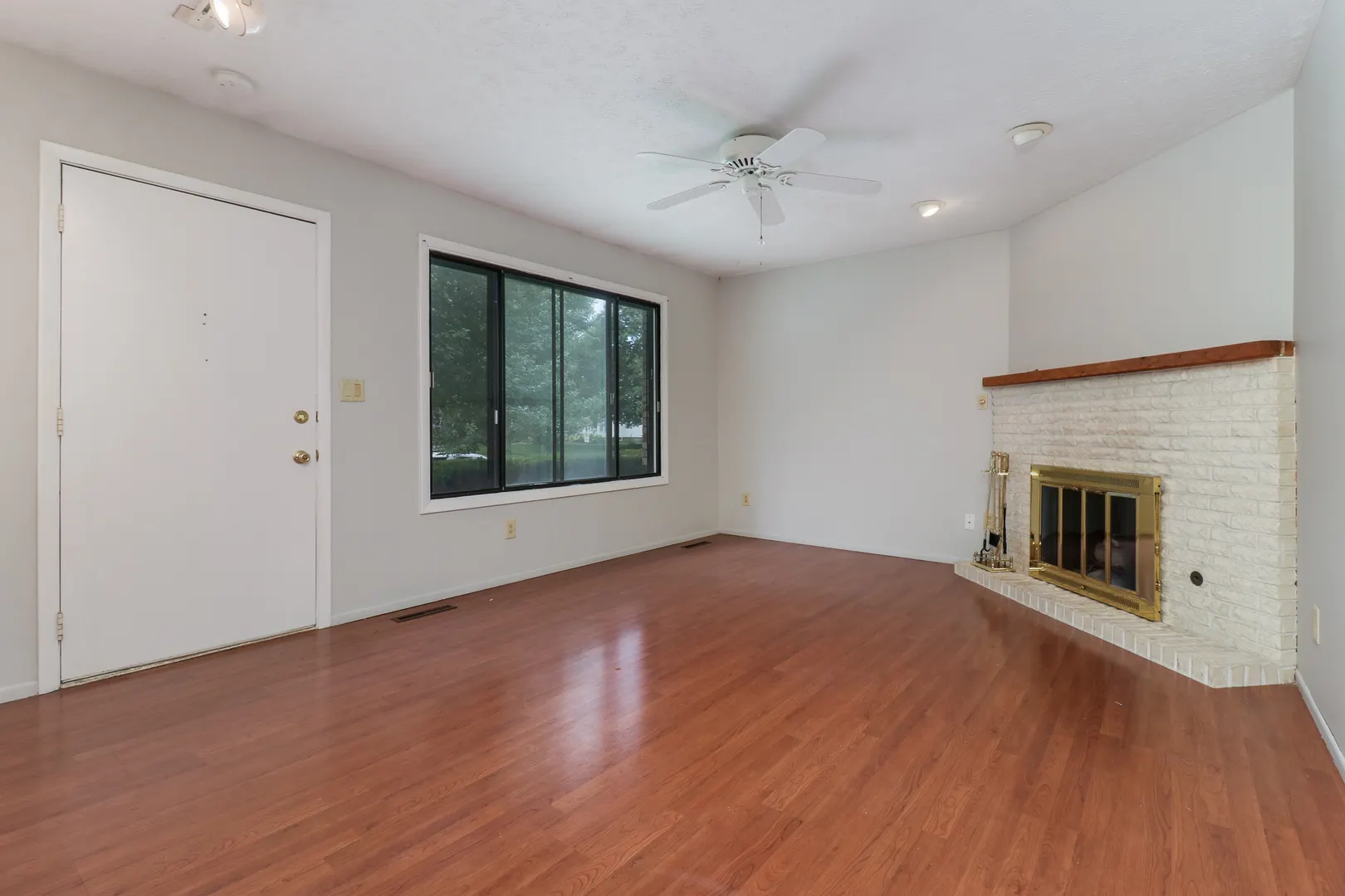 1110 E Jefferson Street 19 IL