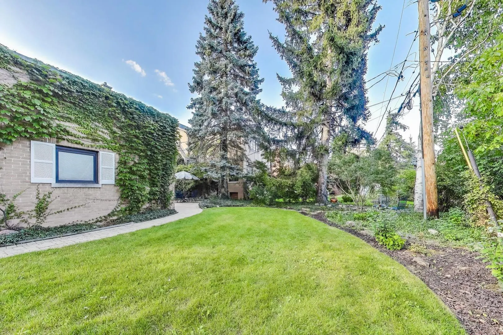 6101 N Knox Avenue IL