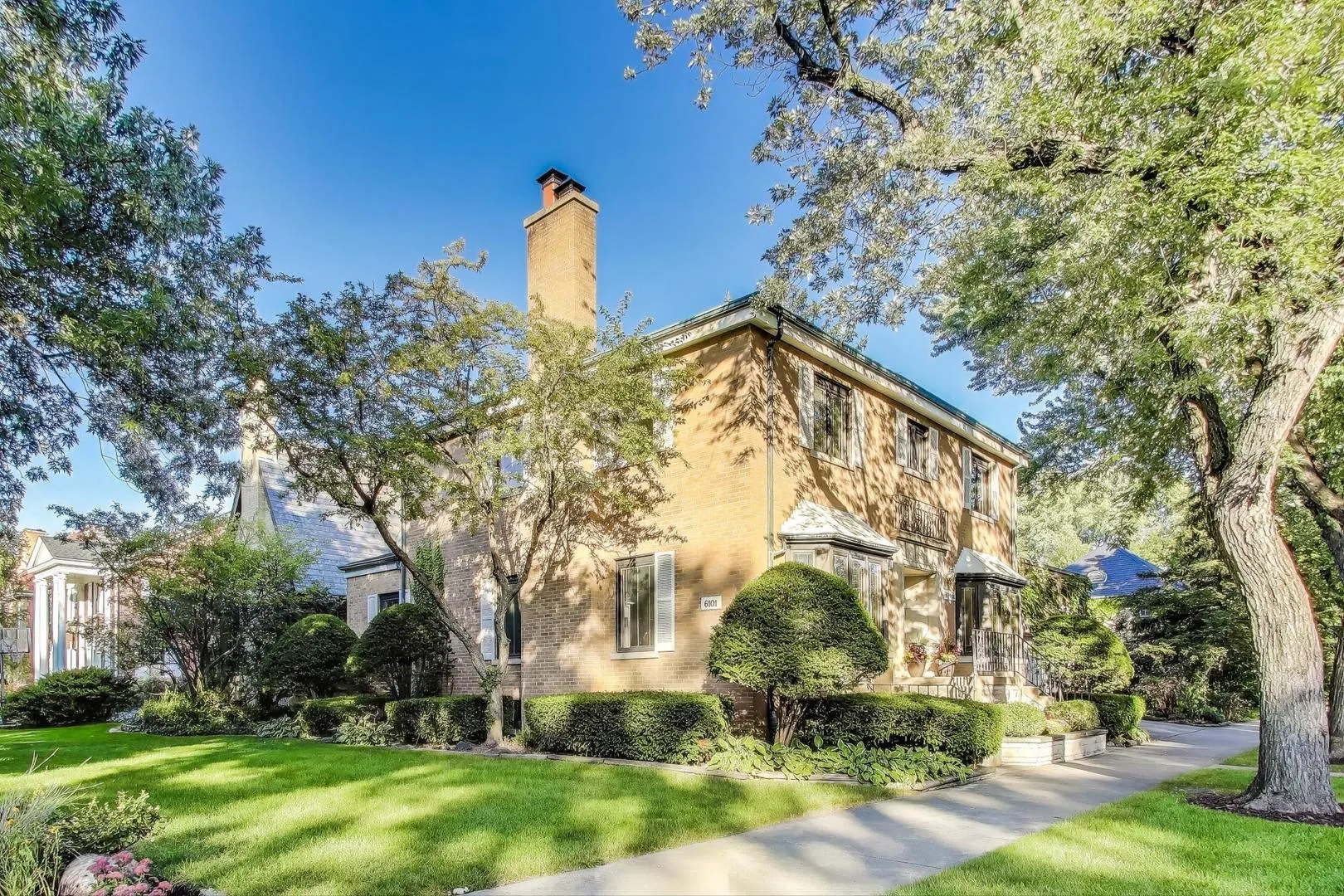 6101 N Knox Avenue IL