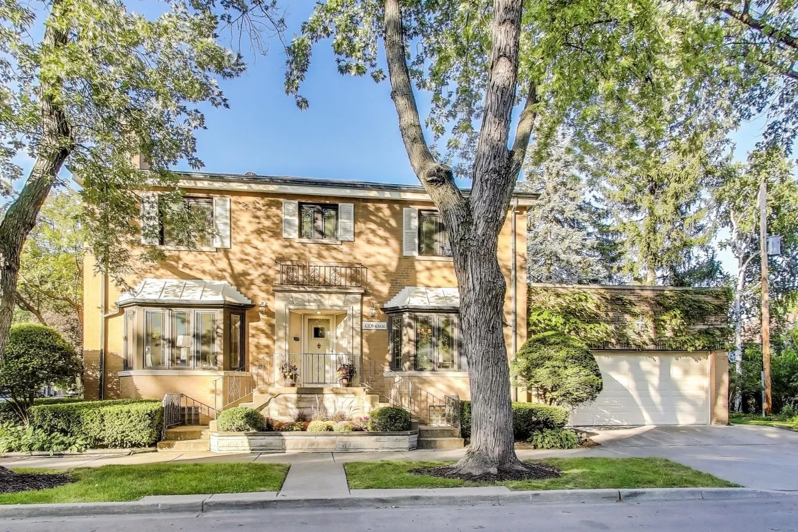 6101 N Knox Avenue IL