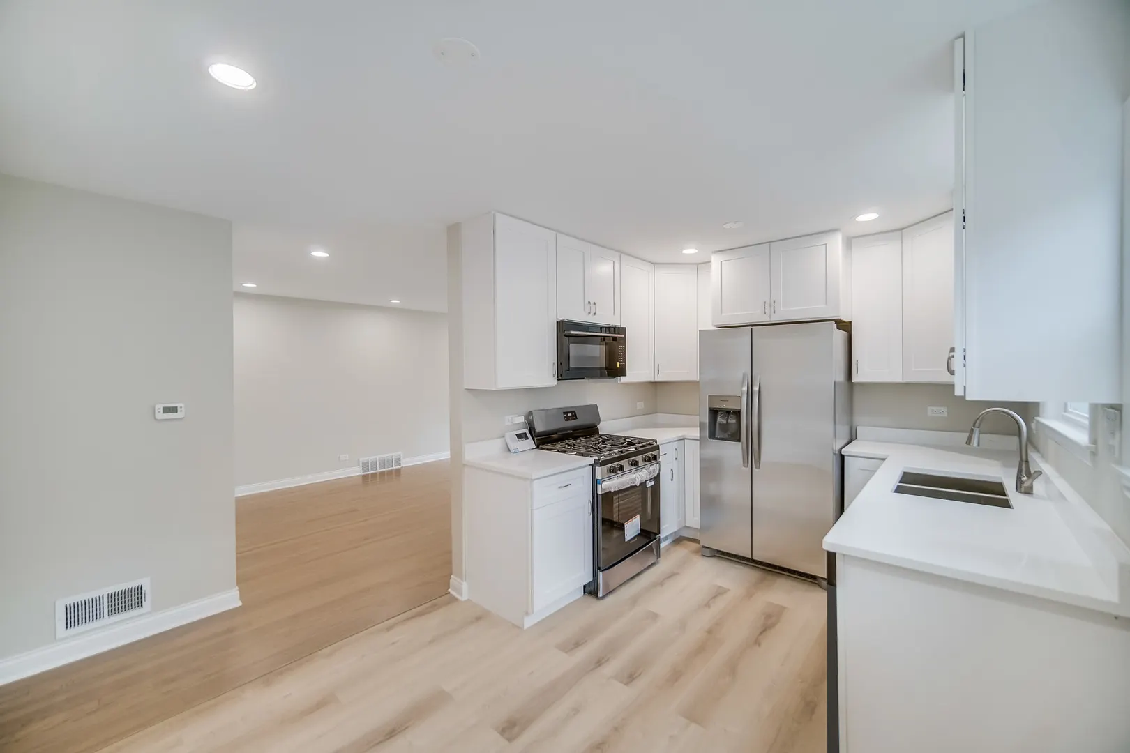 2149 E 90th Street IL