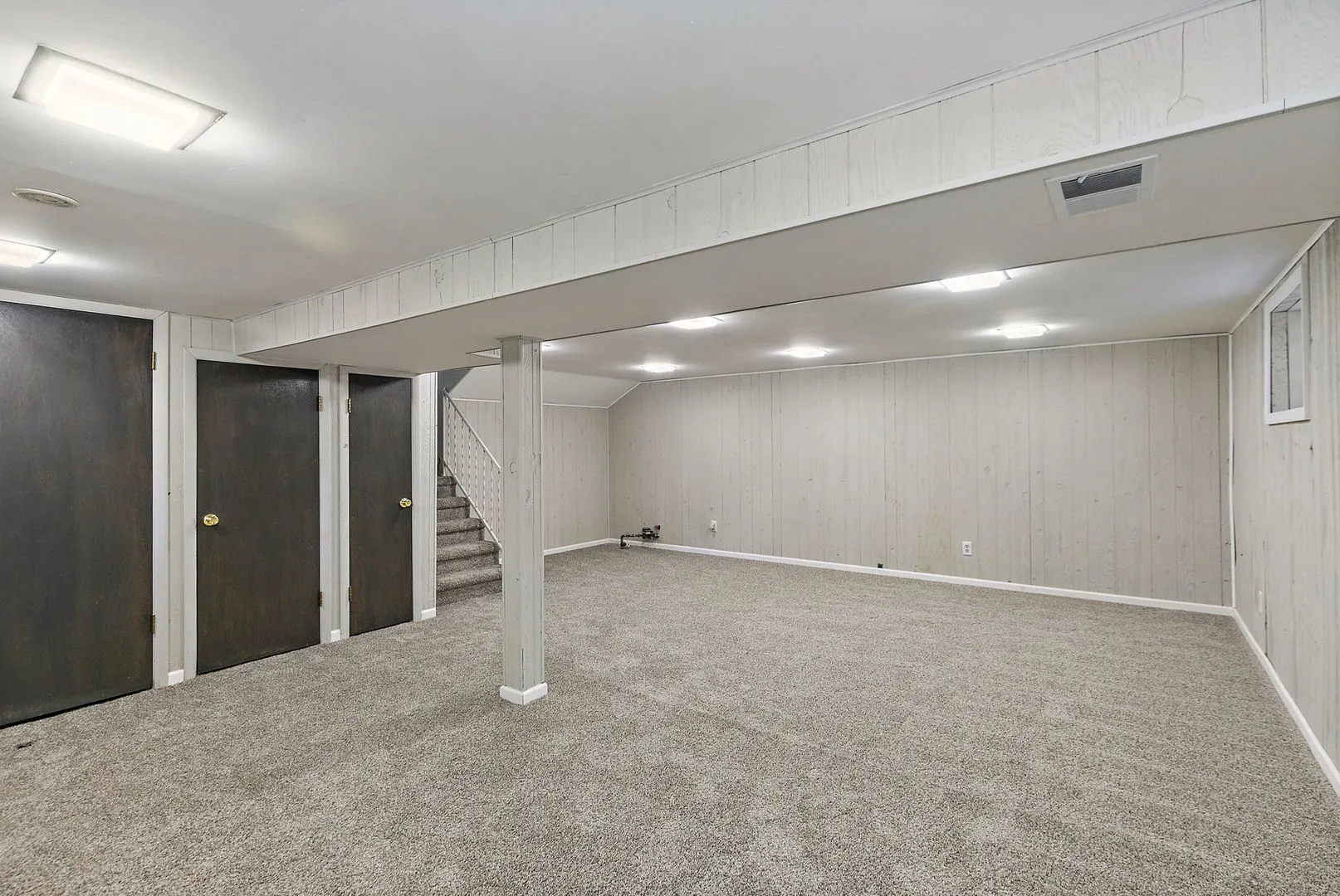 1810 E Boulder Drive IL
