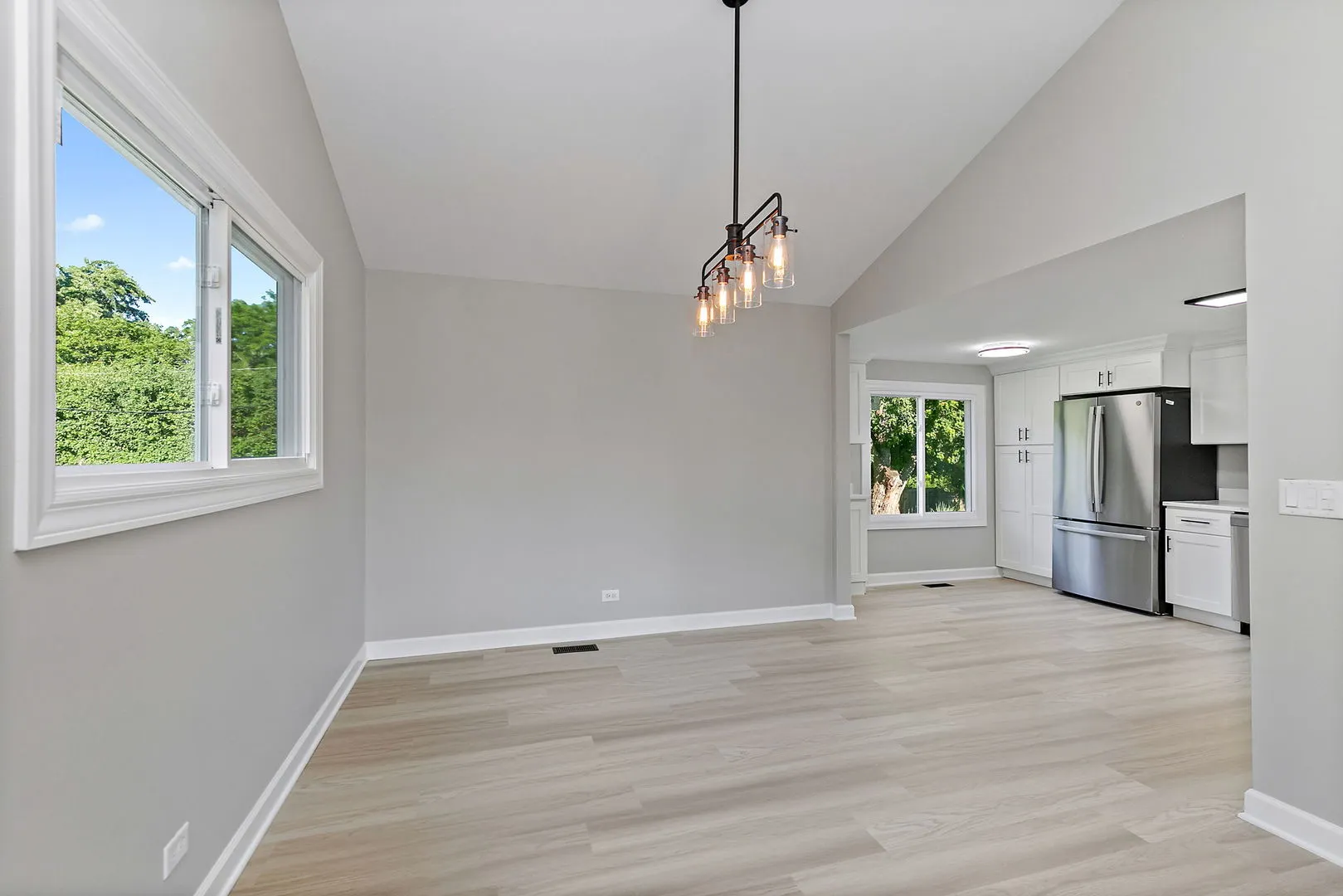 1810 E Boulder Drive IL