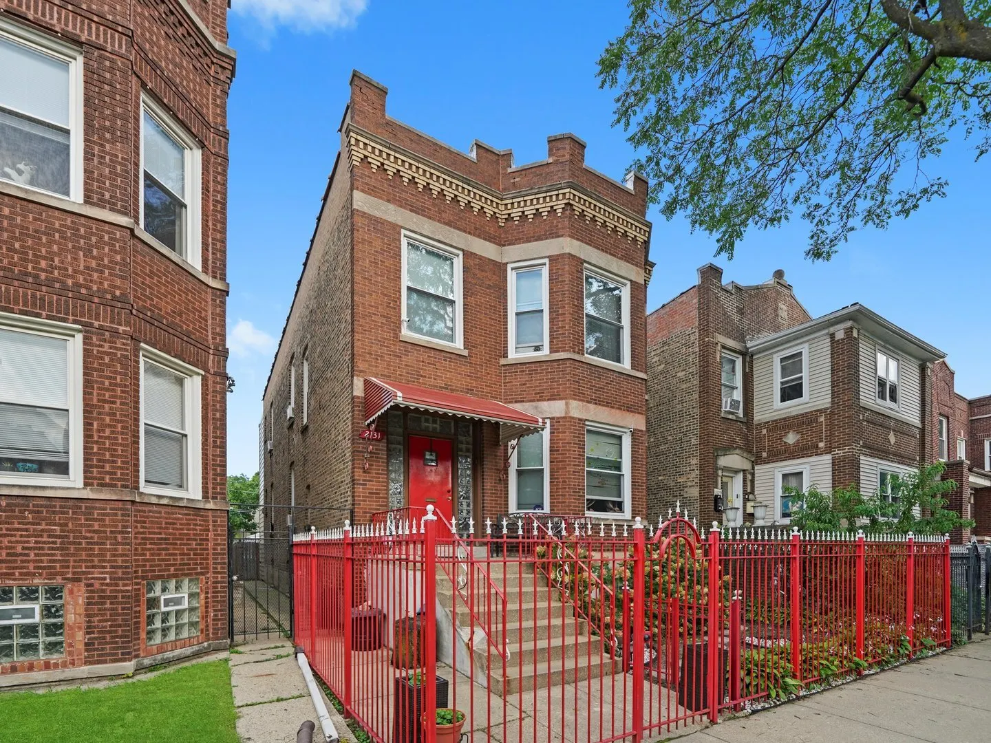 2131 N Springfield Avenue IL