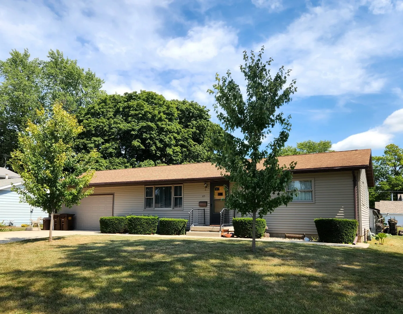 105 Birch Street IL