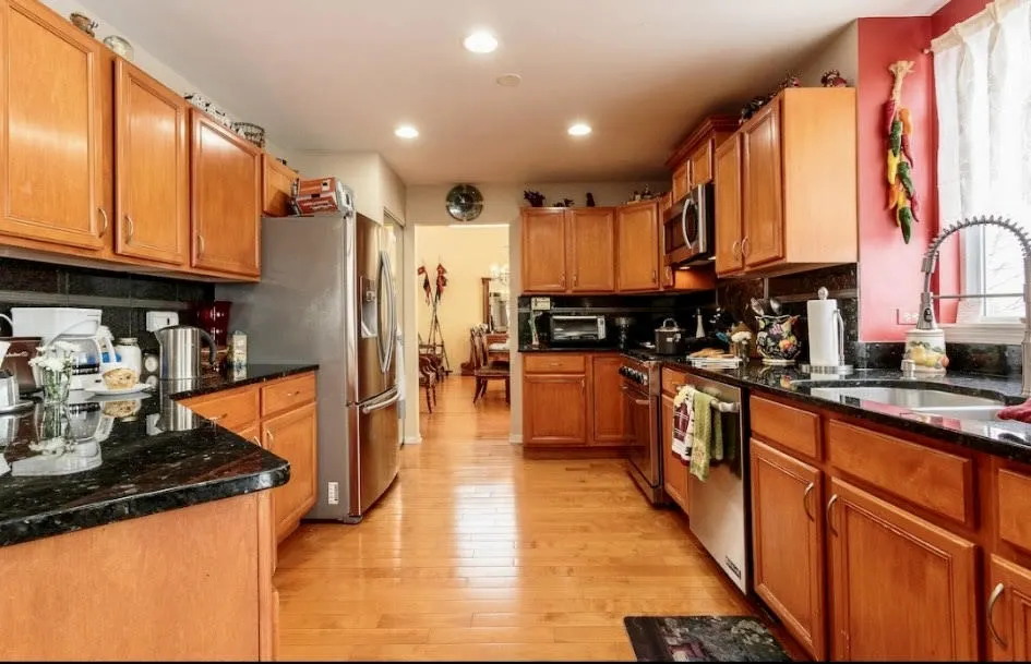 671 Wintergreen Circle IL