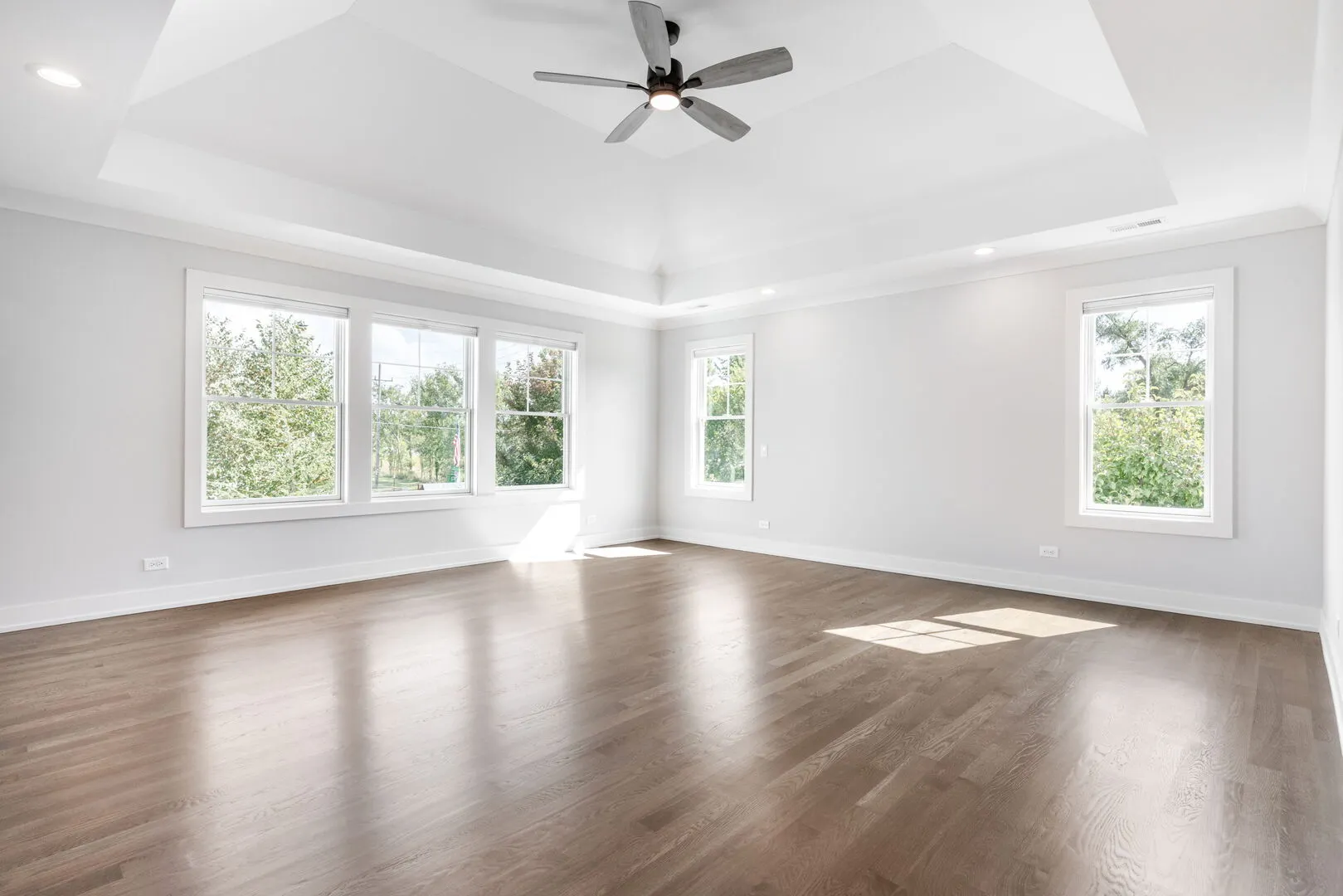 469 S Sunnyside Avenue IL