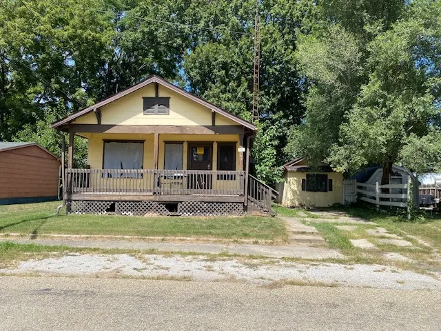 705 W Woodbury Street IL