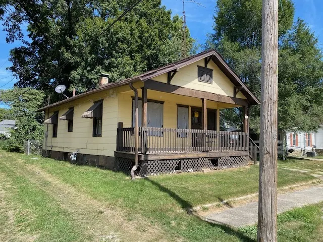 705 W Woodbury Street IL
