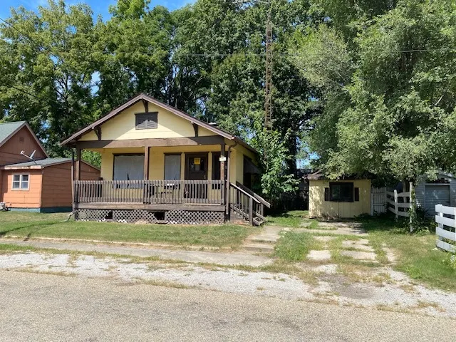 705 W Woodbury Street IL