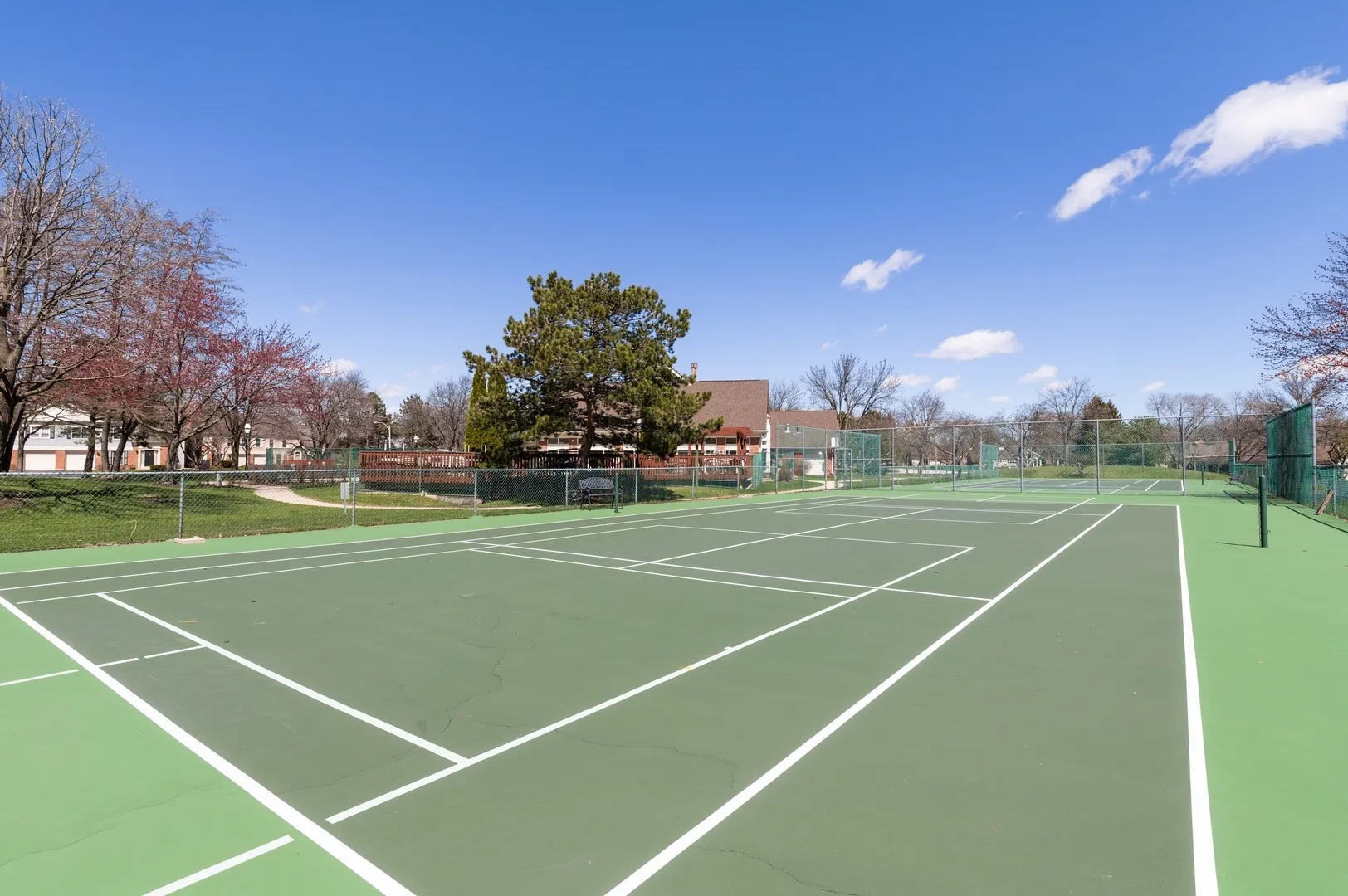 2462 E Towne Boulevard IL