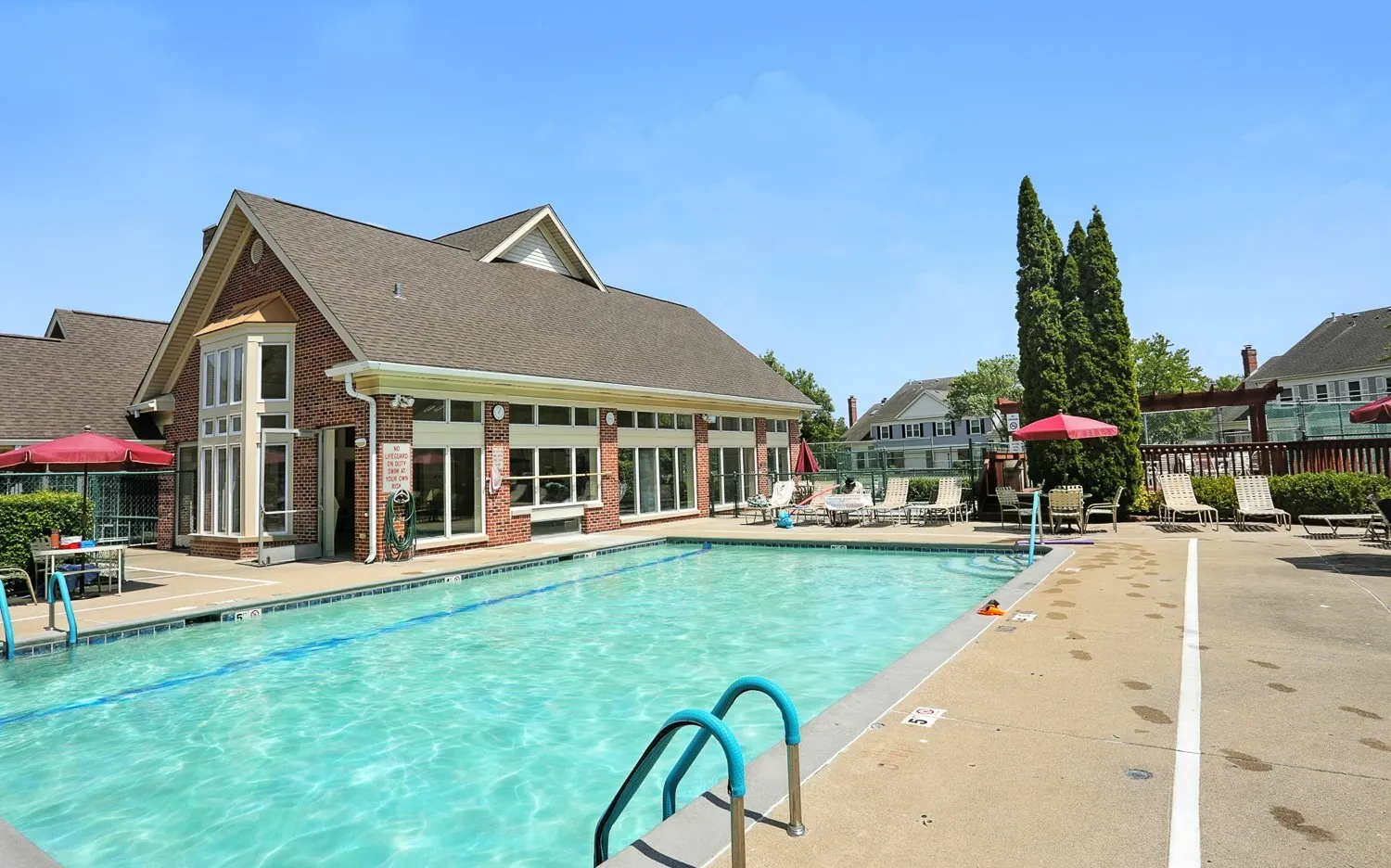 2462 E Towne Boulevard IL