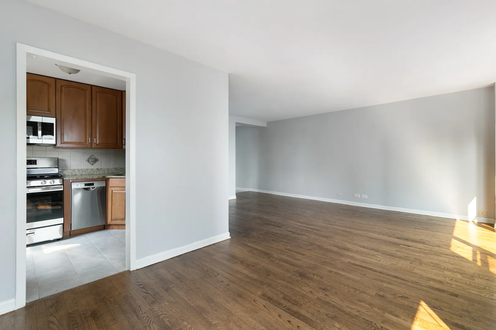 5858 N SHERIDAN Road 702 IL