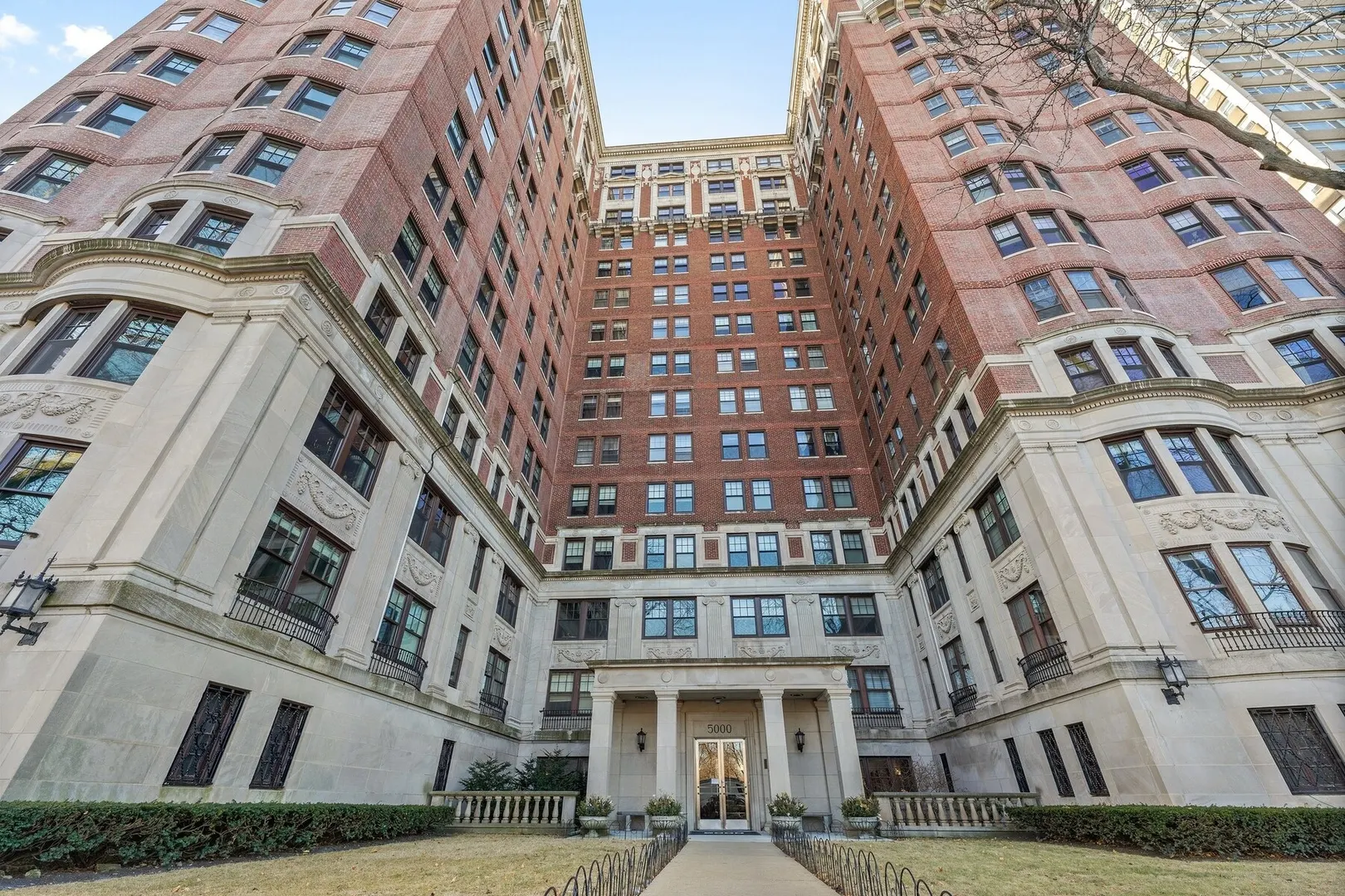 5000 N Marine Drive 12D IL