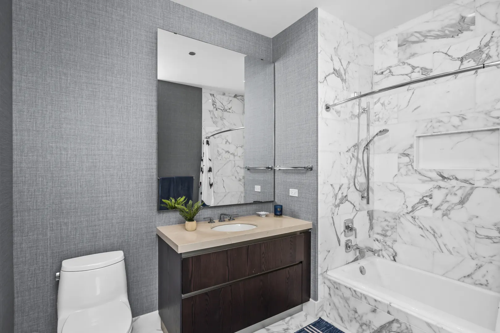 363 E Wacker Drive 2503 IL