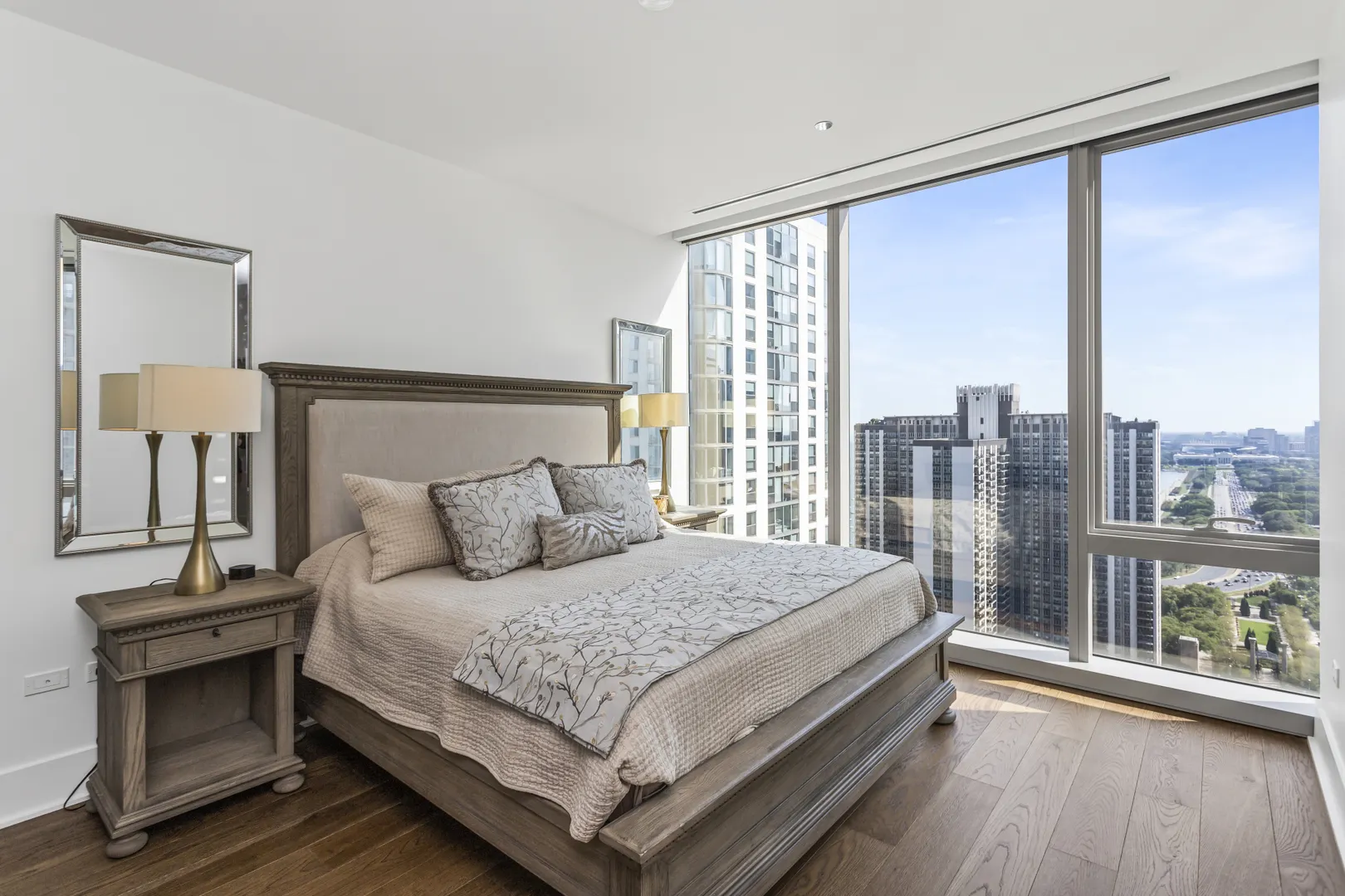 363 E Wacker Drive 2503 IL