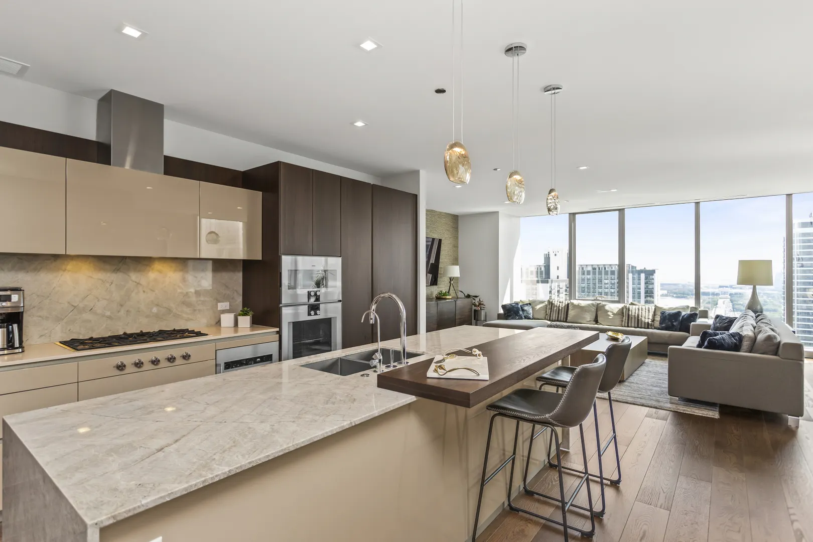 363 E Wacker Drive 2503 IL