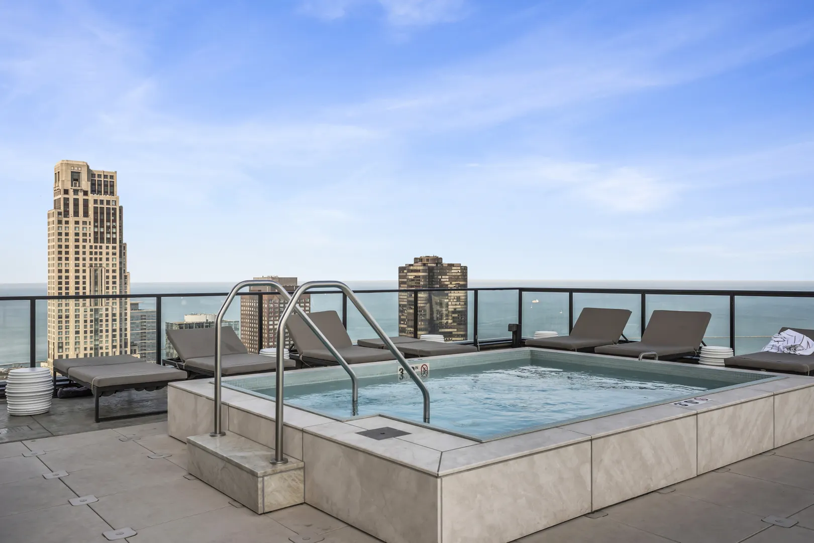 363 E Wacker Drive 2503 IL