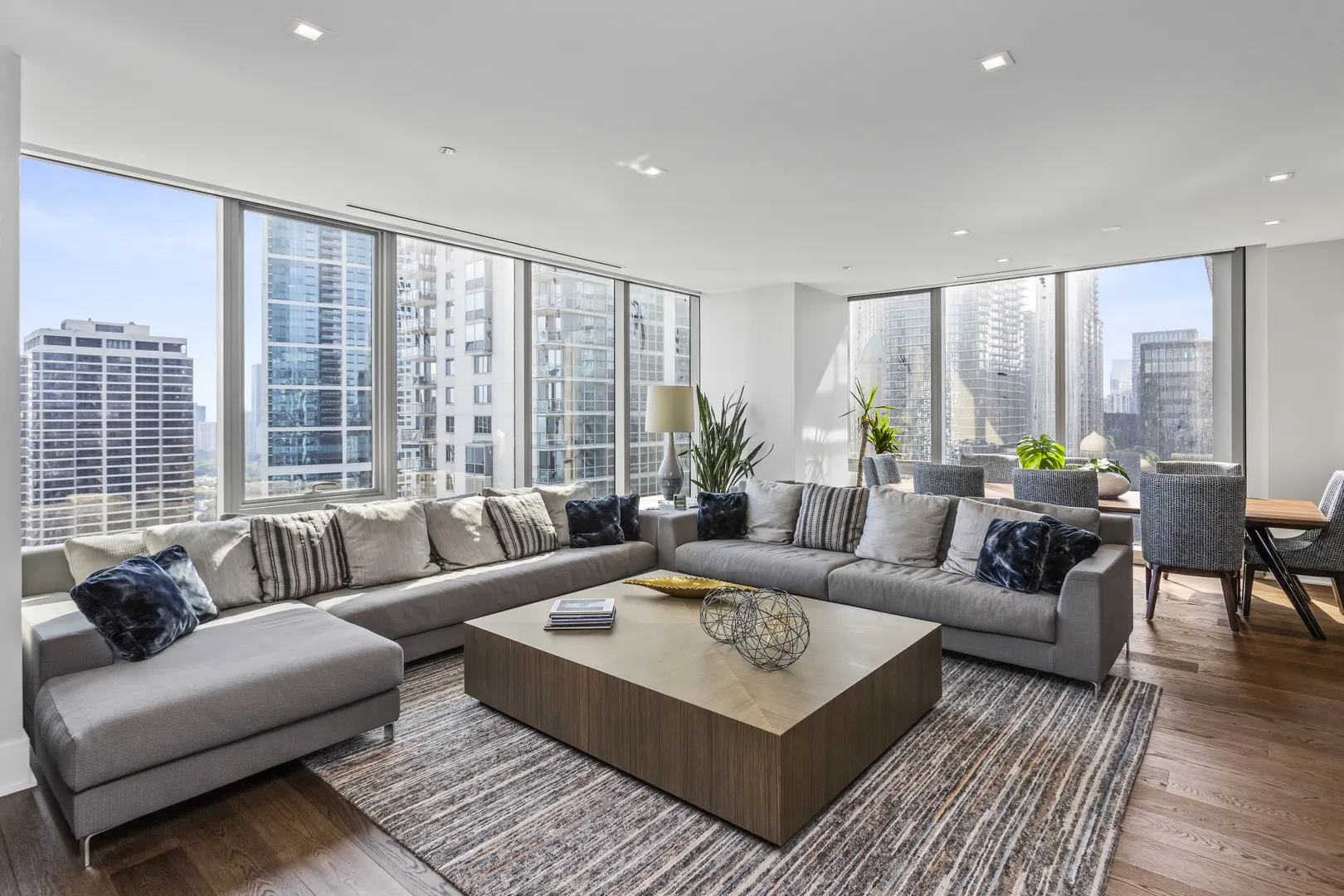363 E Wacker Drive 2503 IL