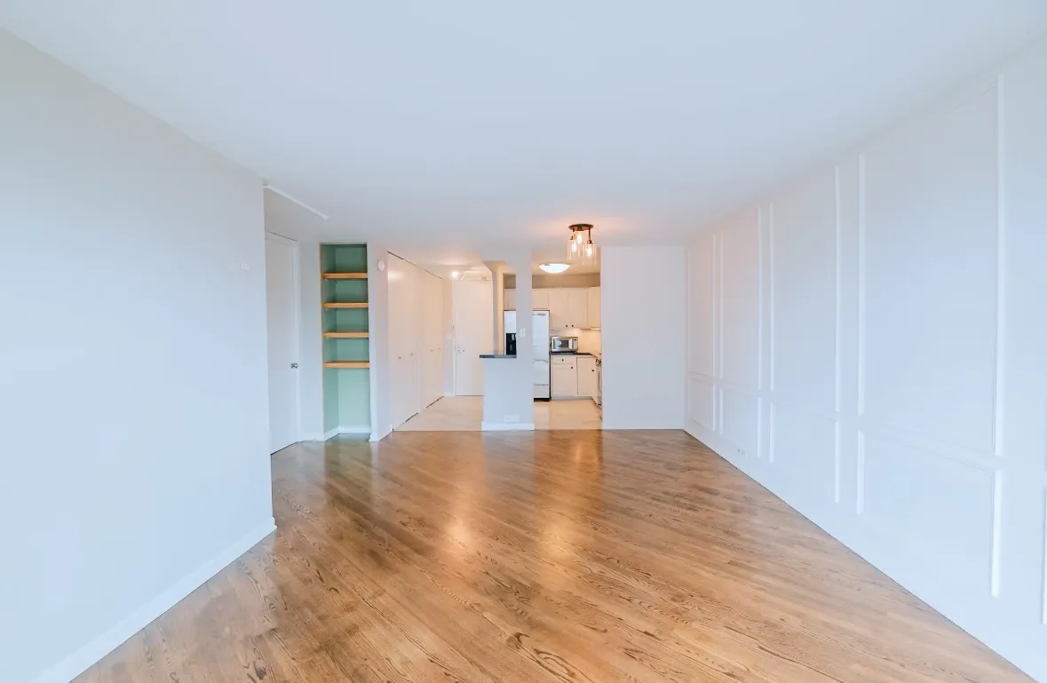 2020 N Lincoln Park West 18J IL
