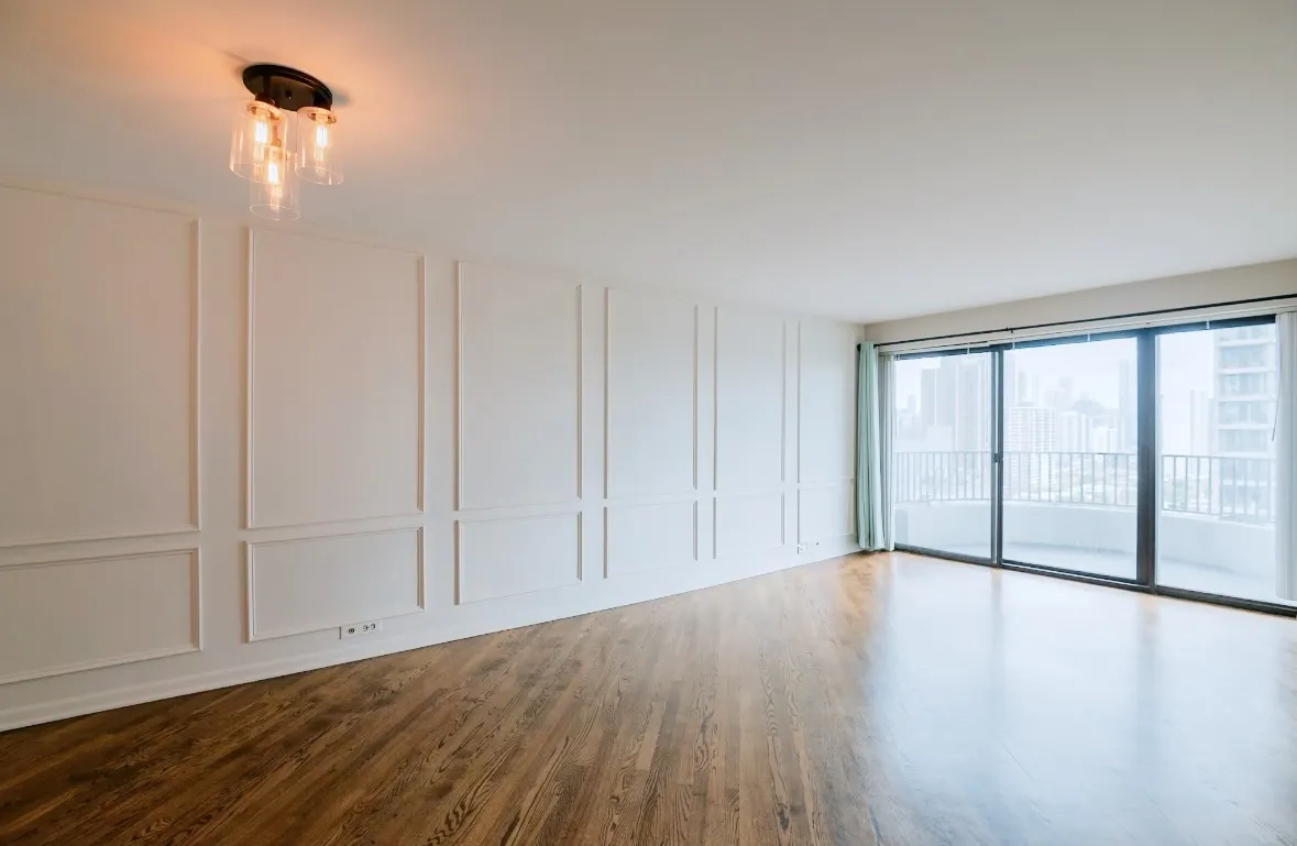 2020 N Lincoln Park West 18J IL