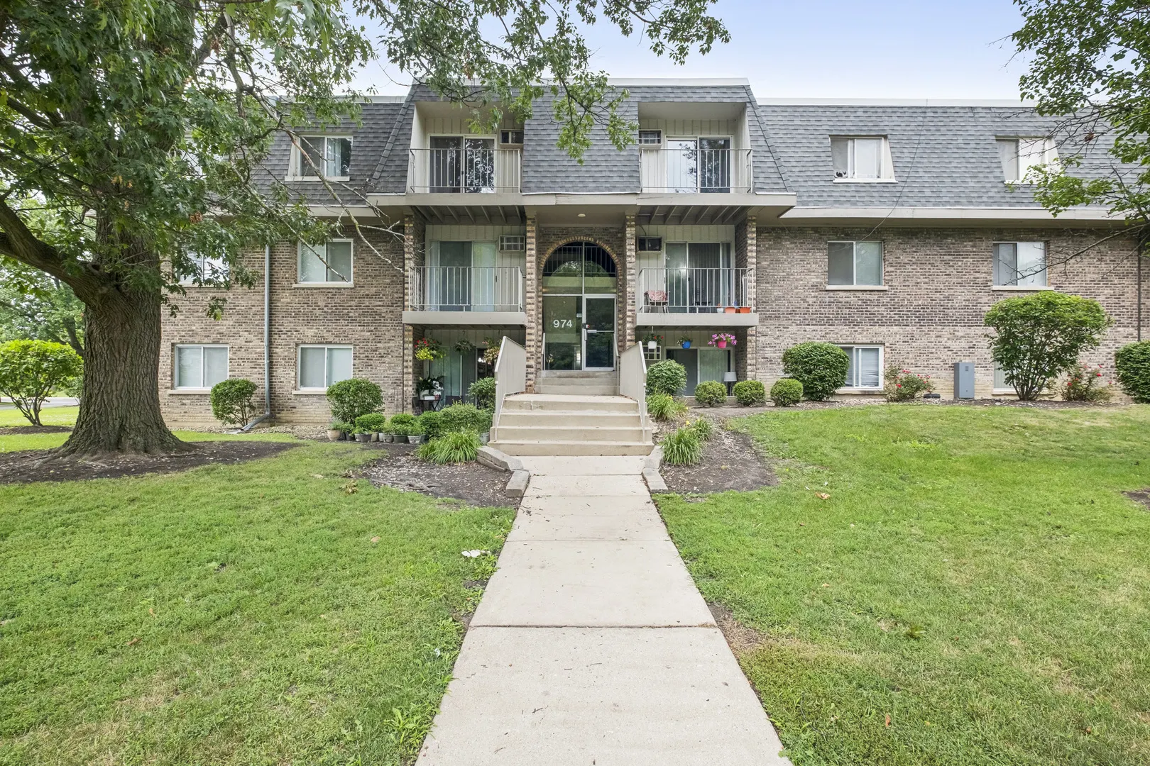 974 Crabapple Drive 308 IL