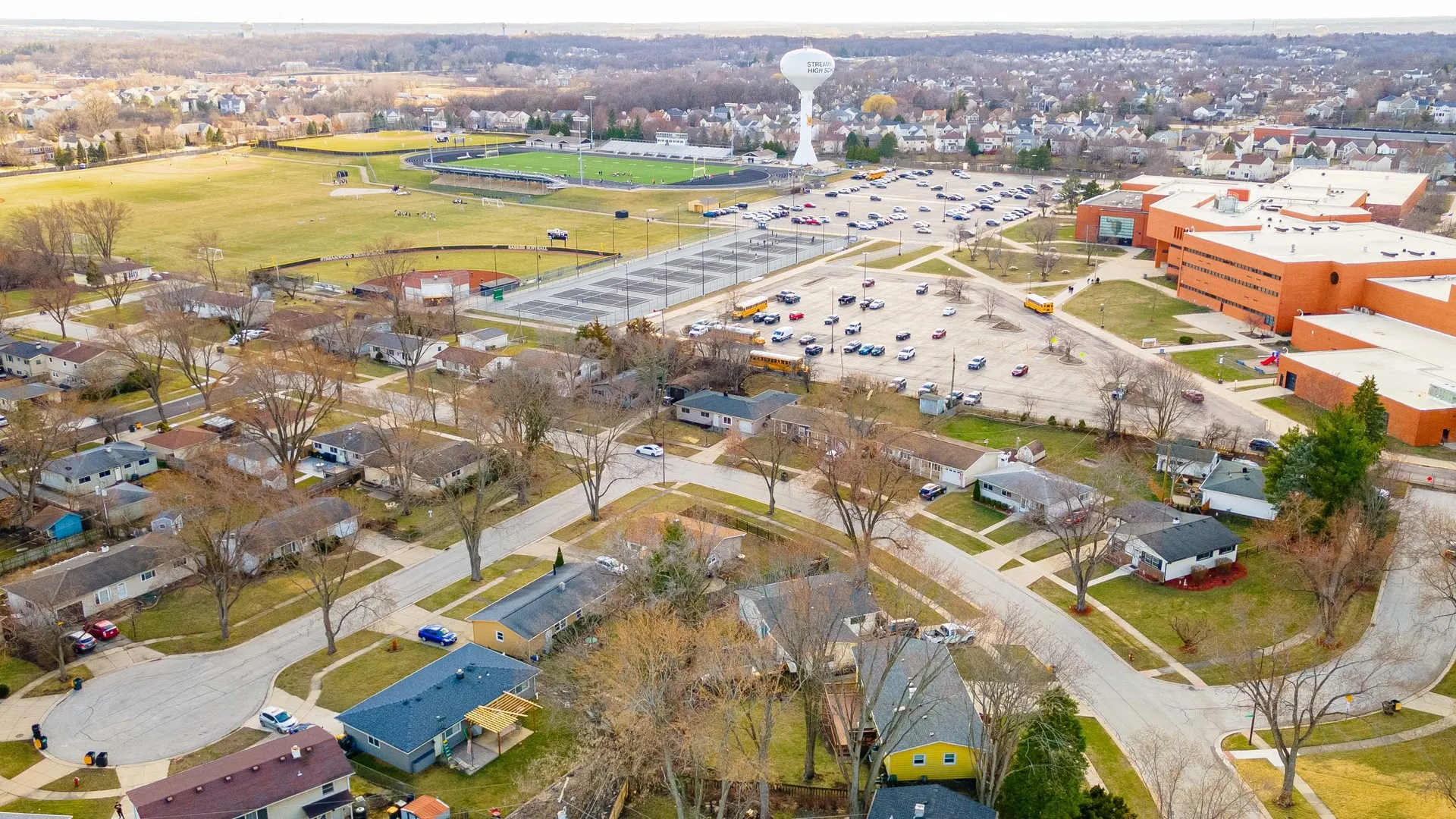617 Tanglewood Drive IL