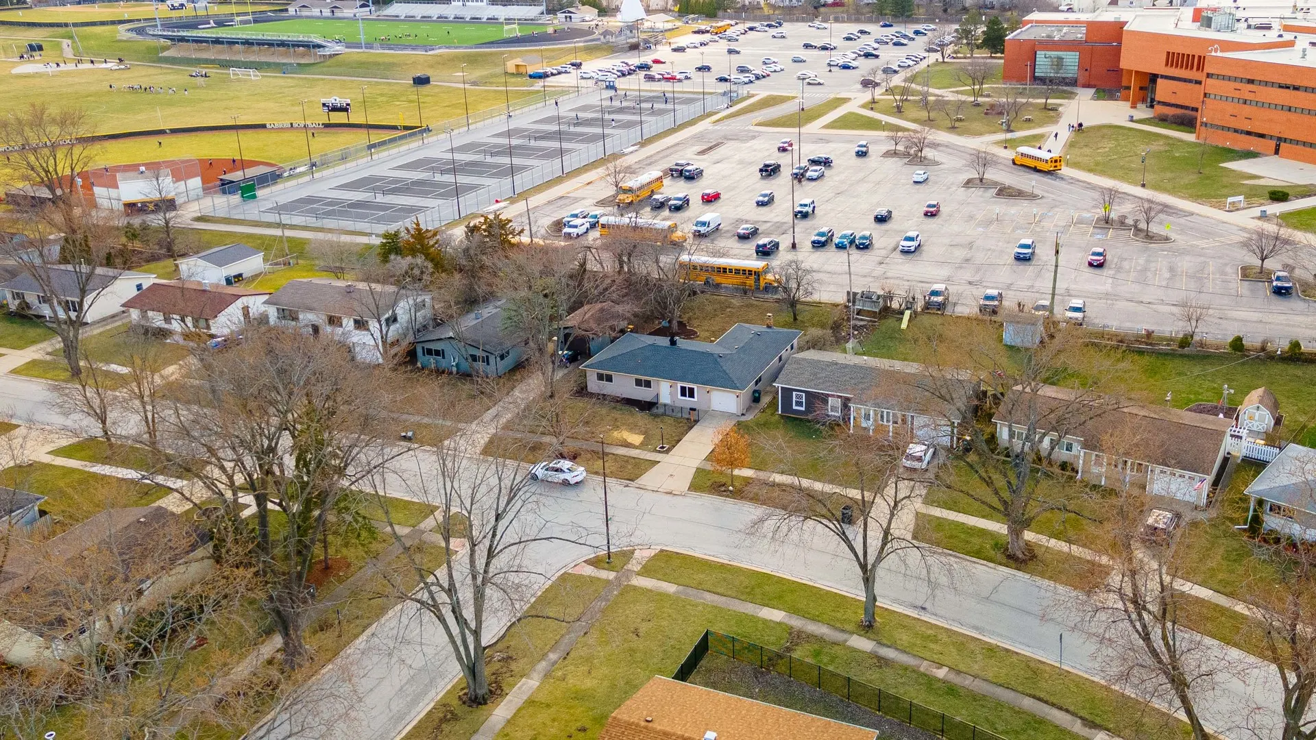 617 Tanglewood Drive IL