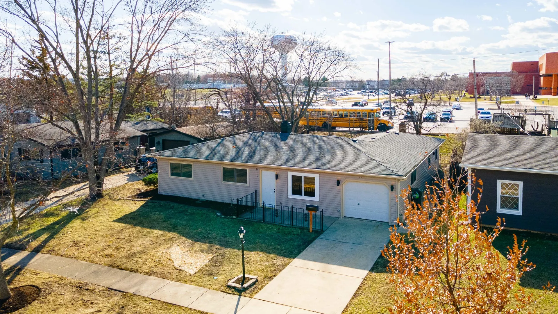 617 Tanglewood Drive IL