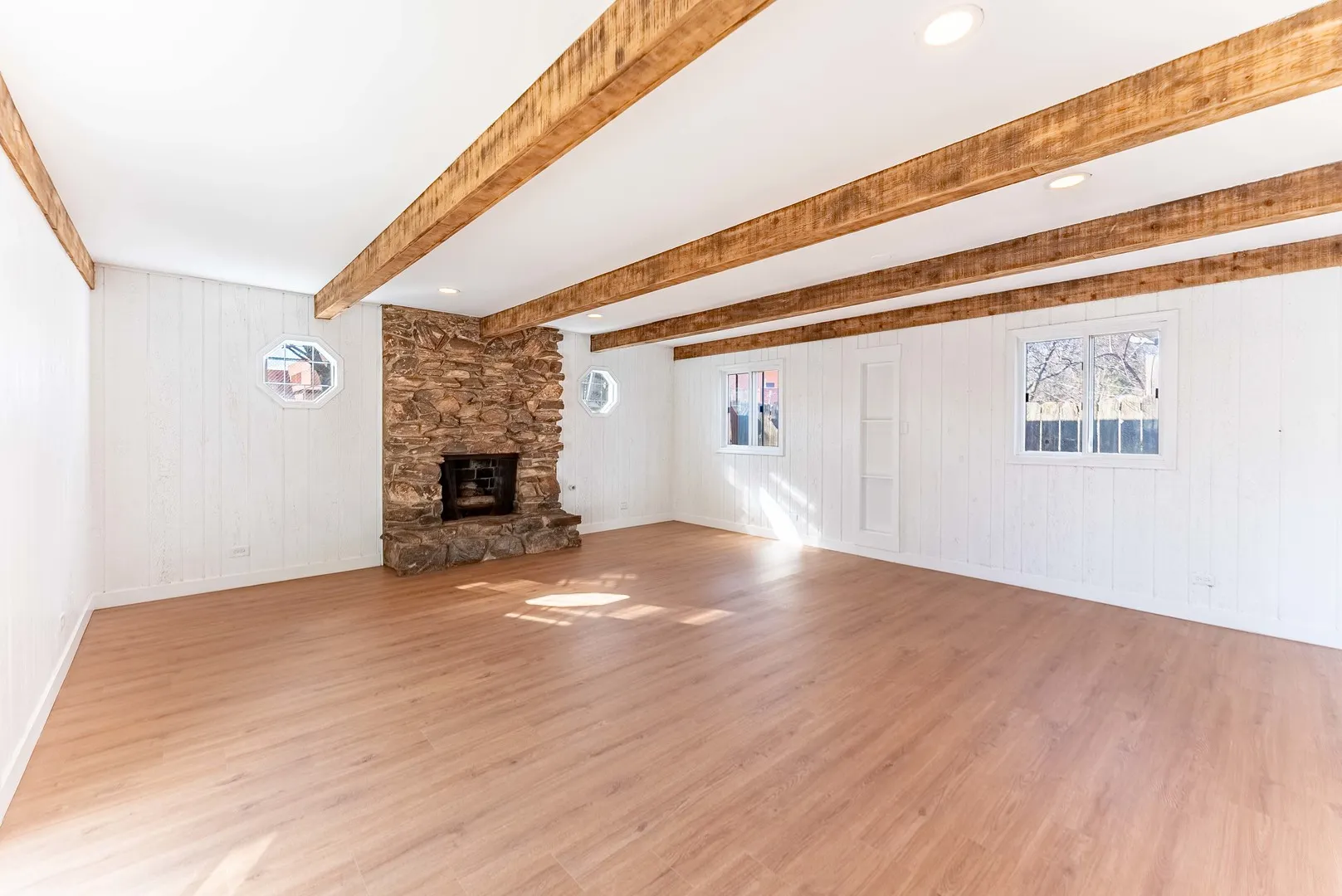 617 Tanglewood Drive IL
