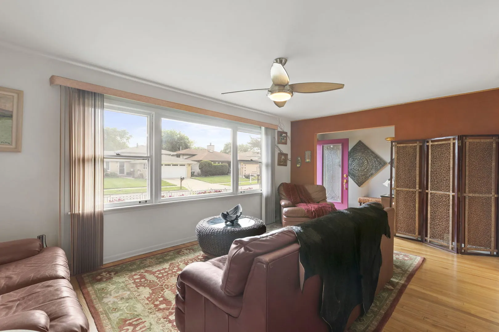 2176 N Westmoreland Drive IL