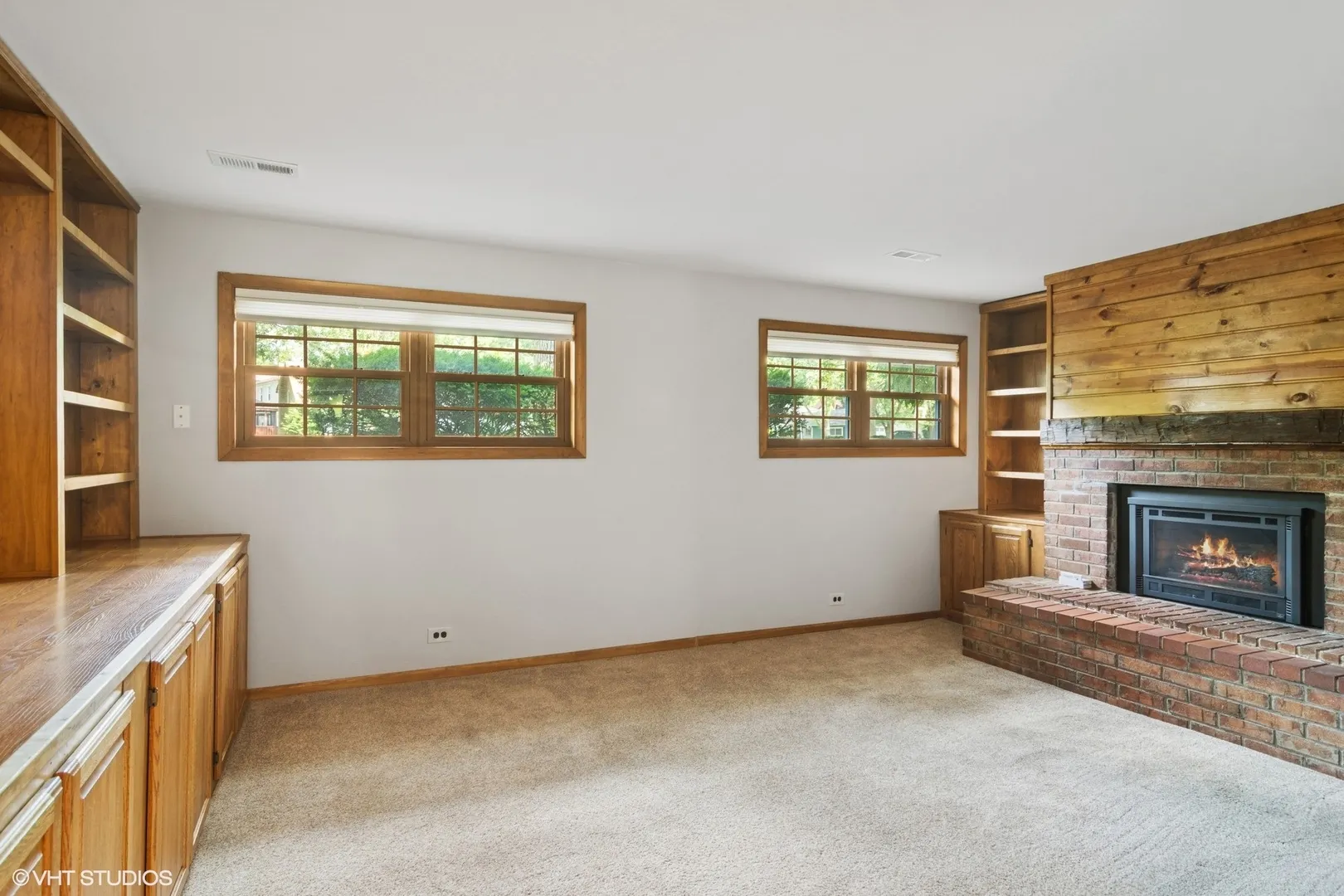 32 Hilltop Drive IL