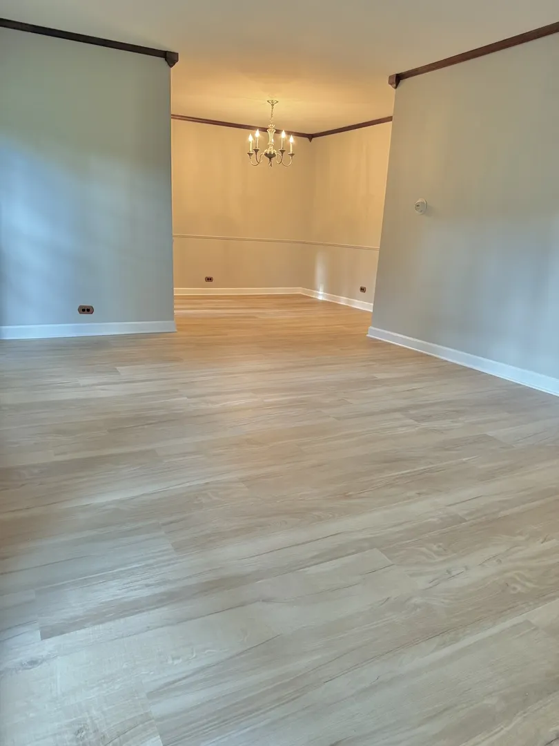32 Hilltop Drive IL