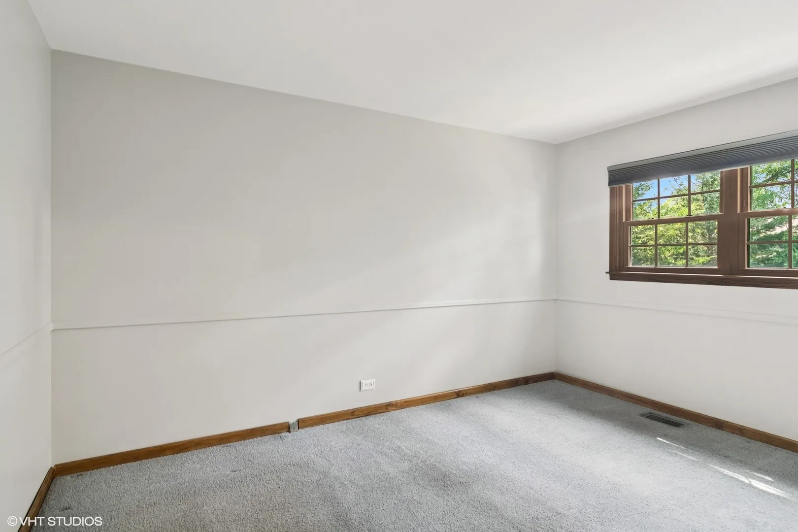 32 Hilltop Drive IL