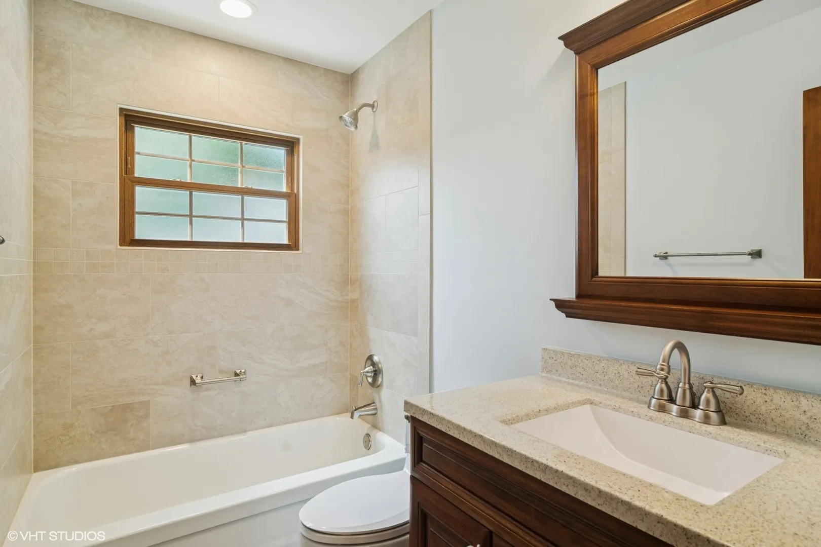 32 Hilltop Drive IL