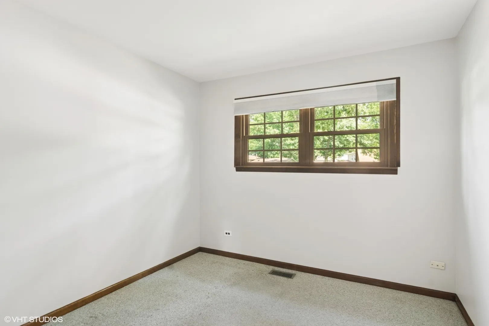32 Hilltop Drive IL