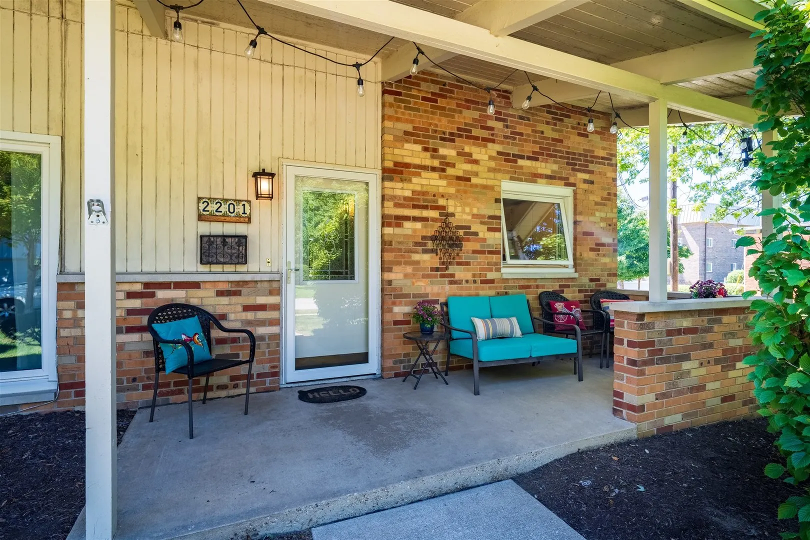 2201 Benjamin Lane 6 IL