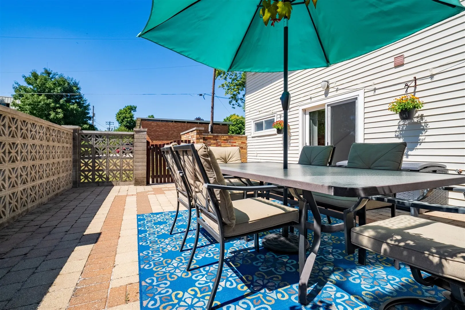 2201 Benjamin Lane 6 IL