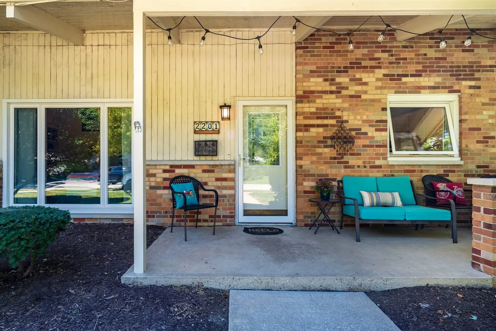 2201 Benjamin Lane 6 IL