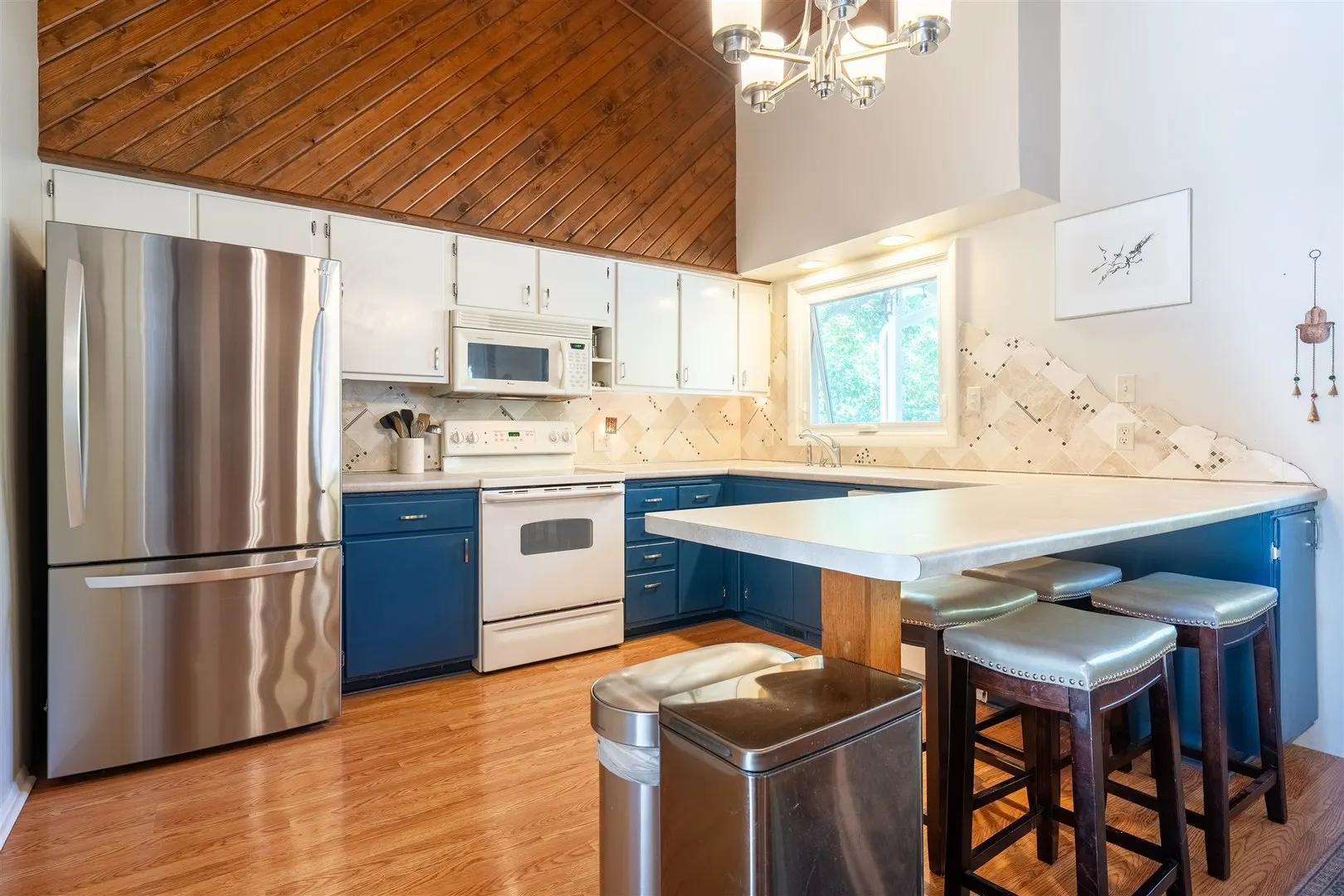 2201 Benjamin Lane 6 IL